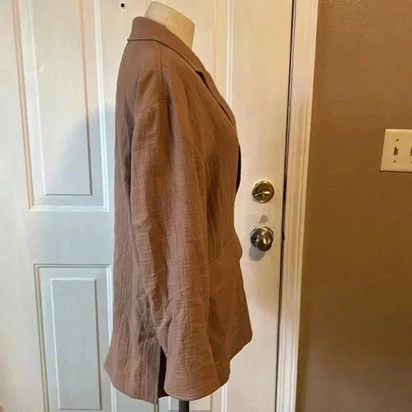 Madewell Cotton Linen Relaxed Larsen Blazer in
Faded Earth size S - Picture 2 of 10